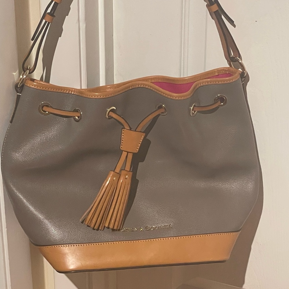 Dooney & Bourke purse, never used.